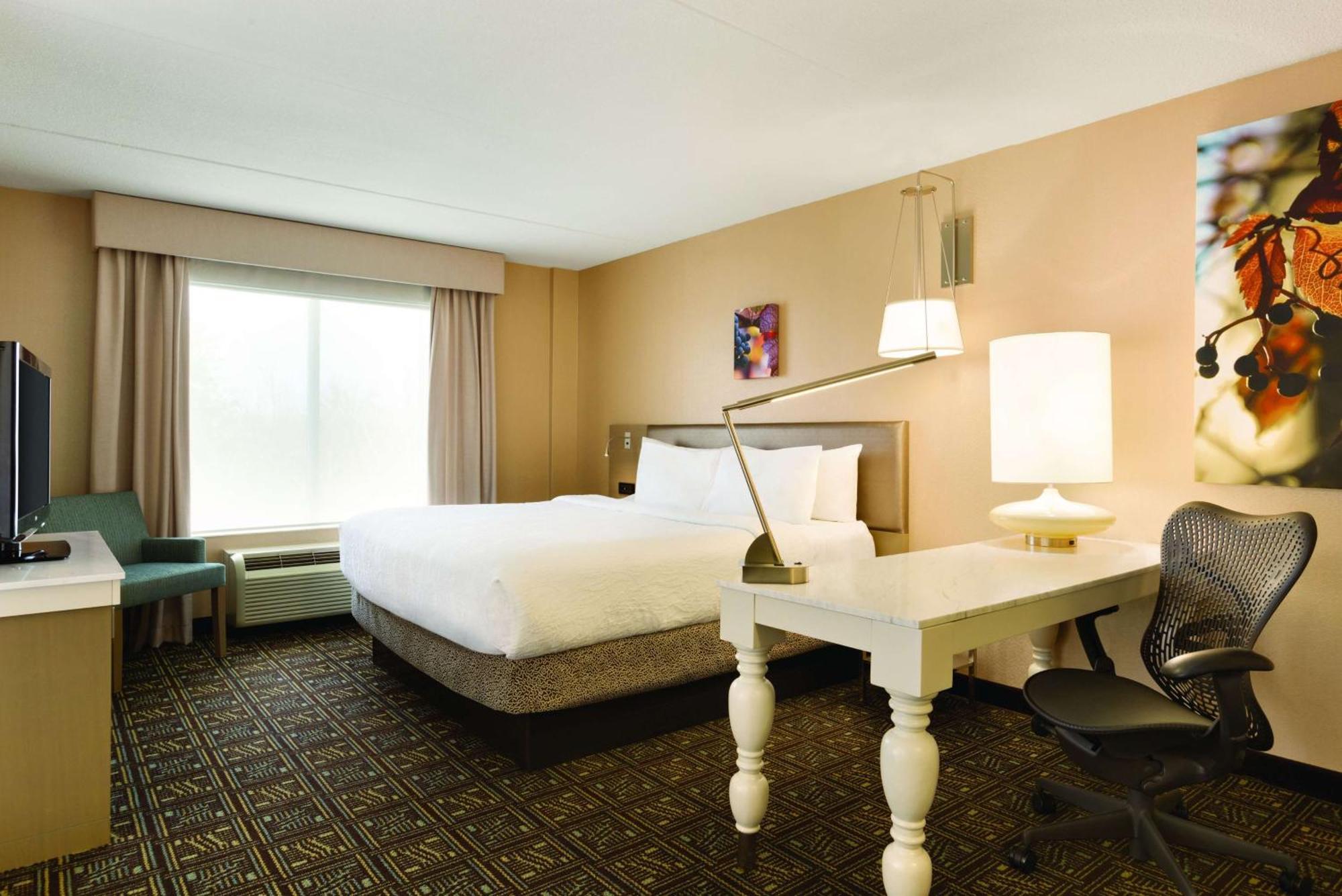 Hilton Garden Inn Ниагара-он-те-Лейк Экстерьер фото