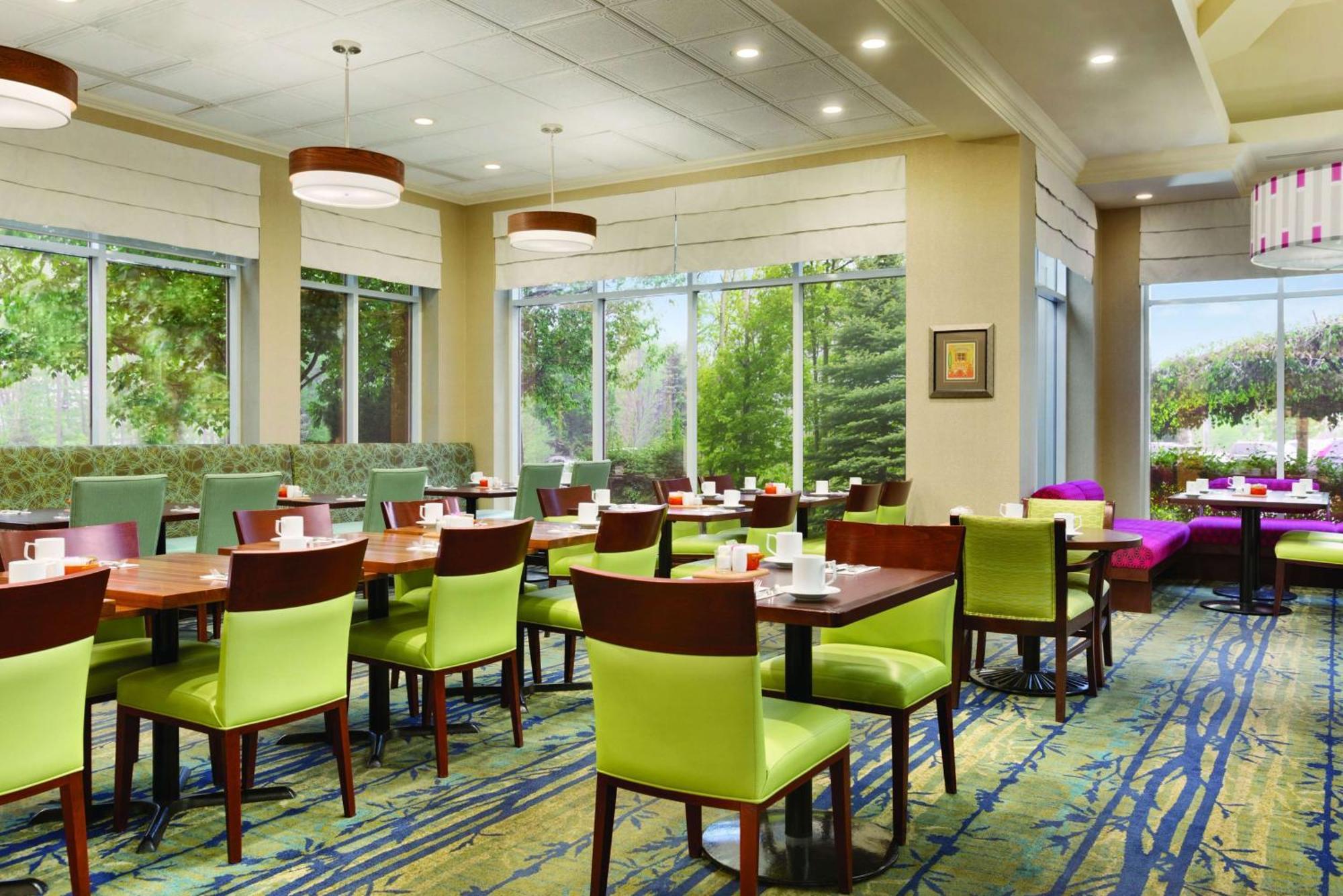 Hilton Garden Inn Ниагара-он-те-Лейк Экстерьер фото