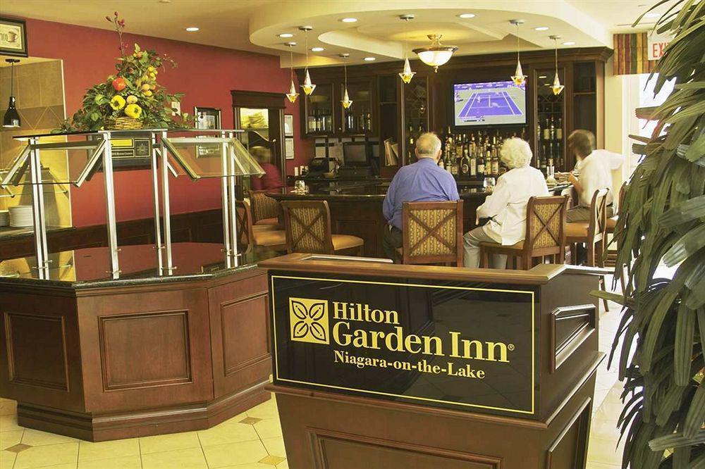 Hilton Garden Inn Ниагара-он-те-Лейк Ресторан фото